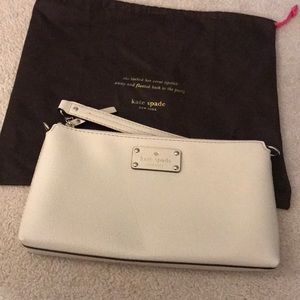 kate spade off white cream purse (byrd wellesley)